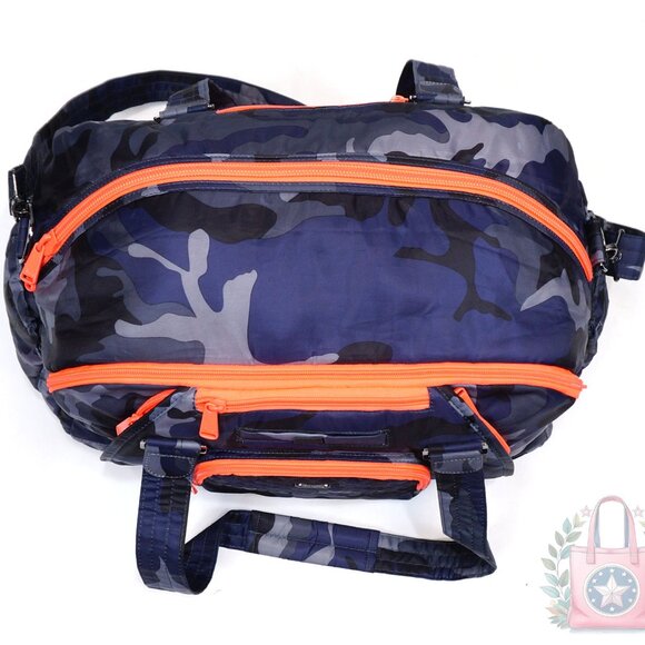 ❤️ Lug Camo Navy Propeller Duffel Overnight Gym Bag Blue Yoga Pilates Mat Pocket - Picture 2 of 9